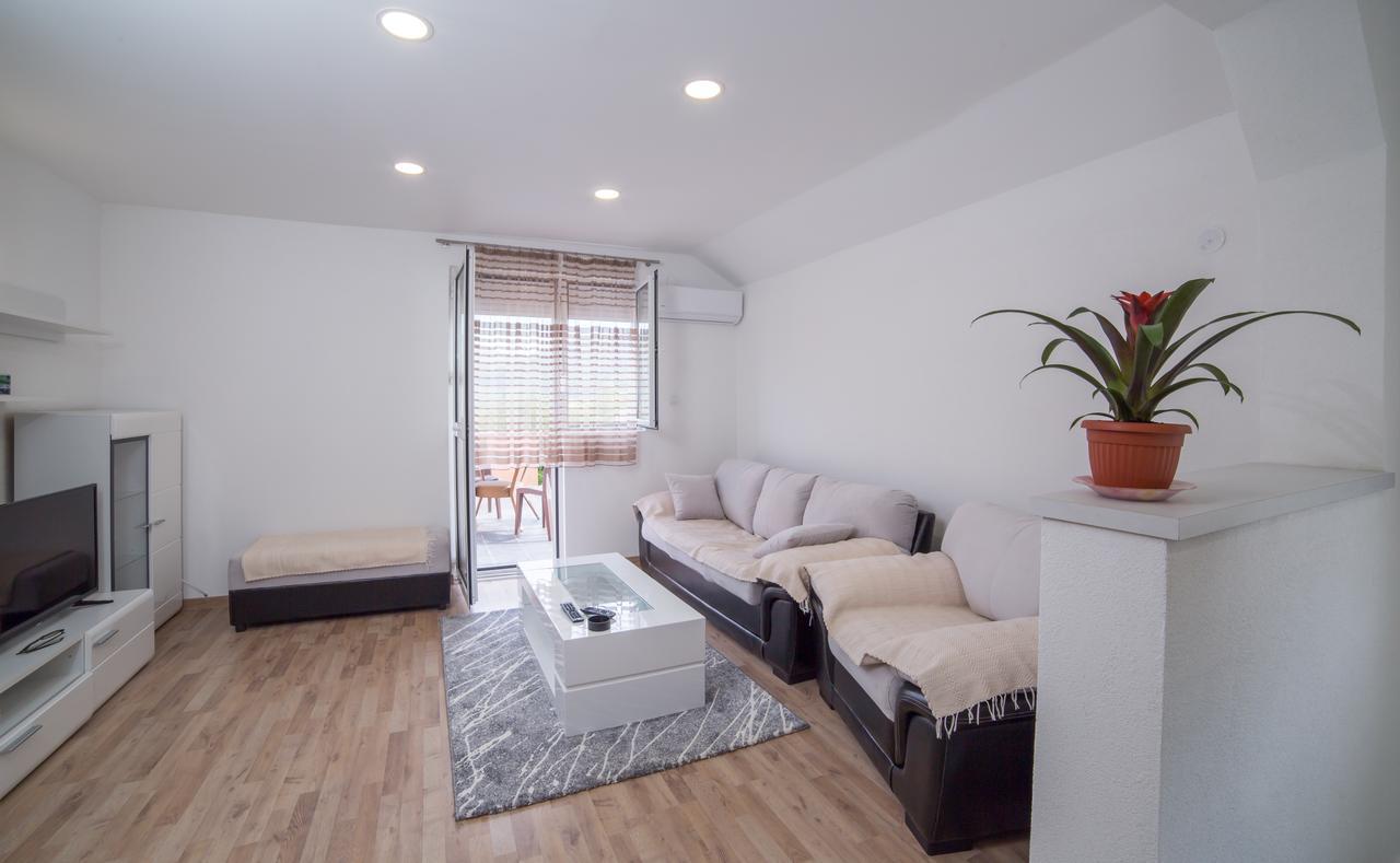 Apartment Milena Virpazar Exteriér fotografie